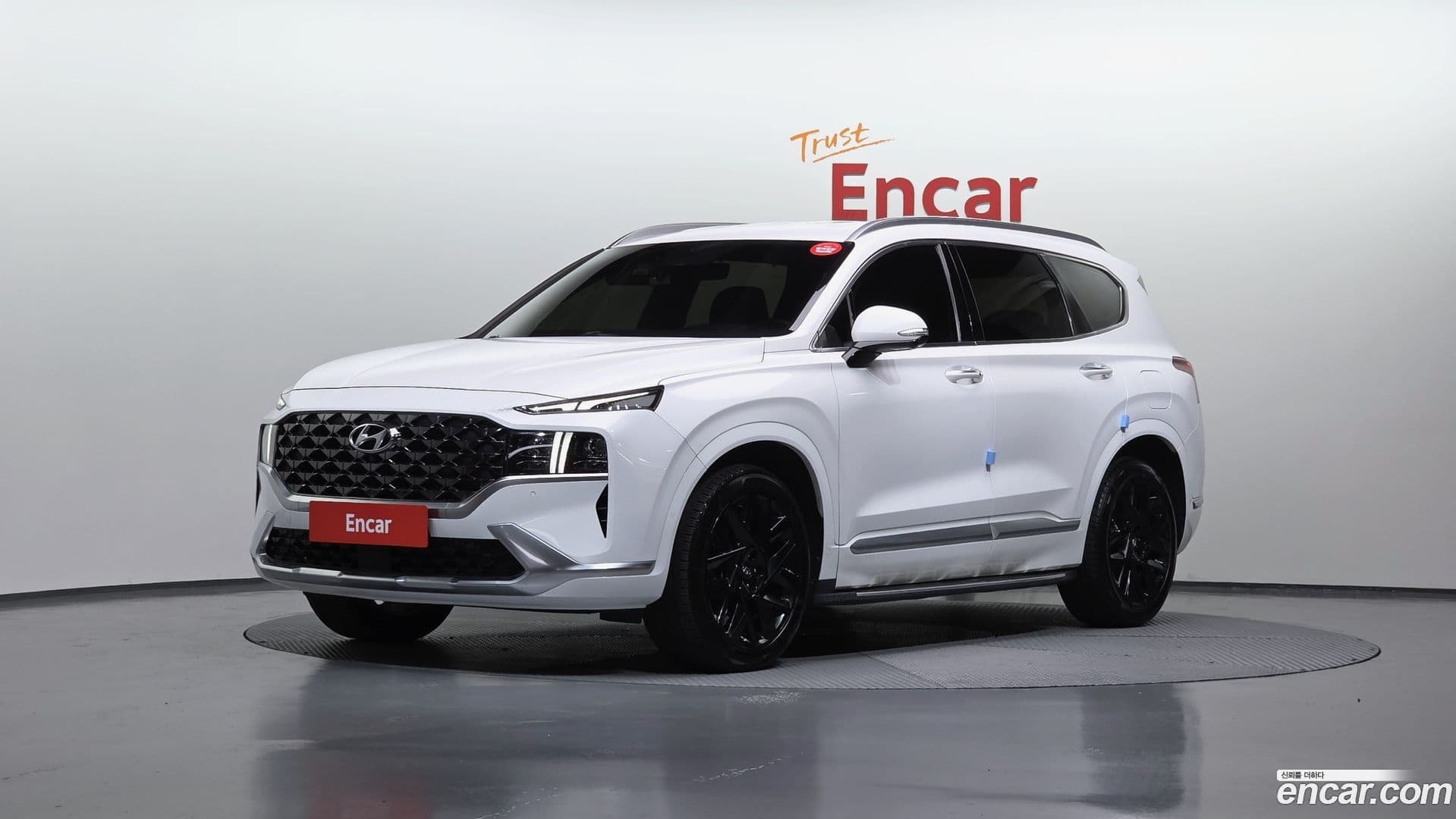 Main__Slider__Photo:Santafe Hyundai 2020.6-0