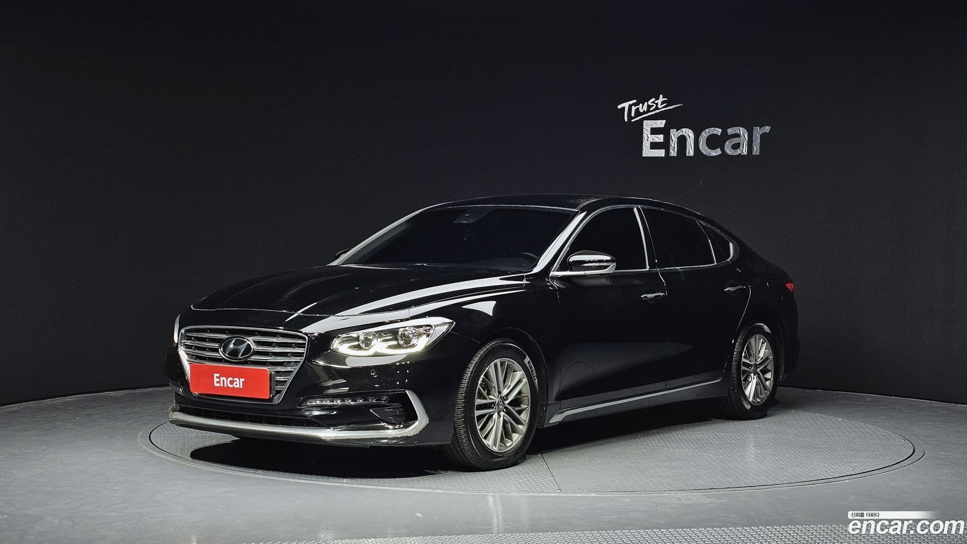 Main__Slider__Photo:Grandeur Hyundai 2019.0-0
