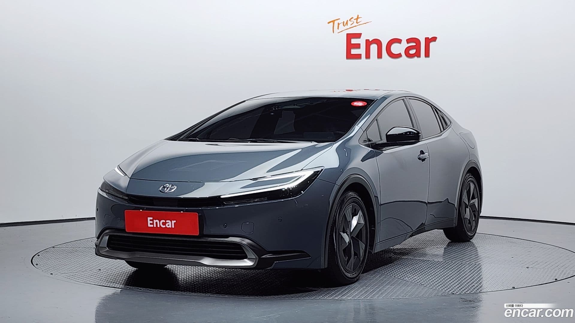 Main__Slider__Photo:Prius Toyota 2023.11-0