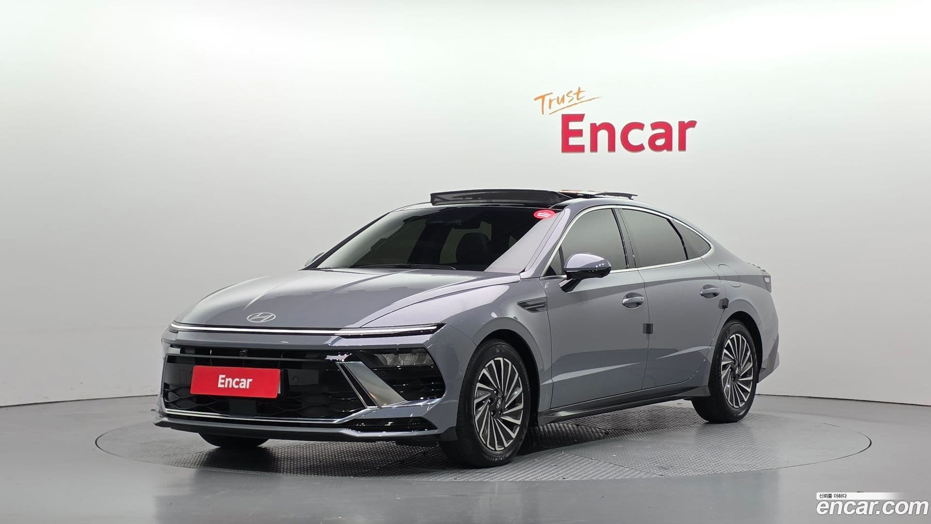 Main__Slider__Photo:Sonata Hyundai 2025.1-0