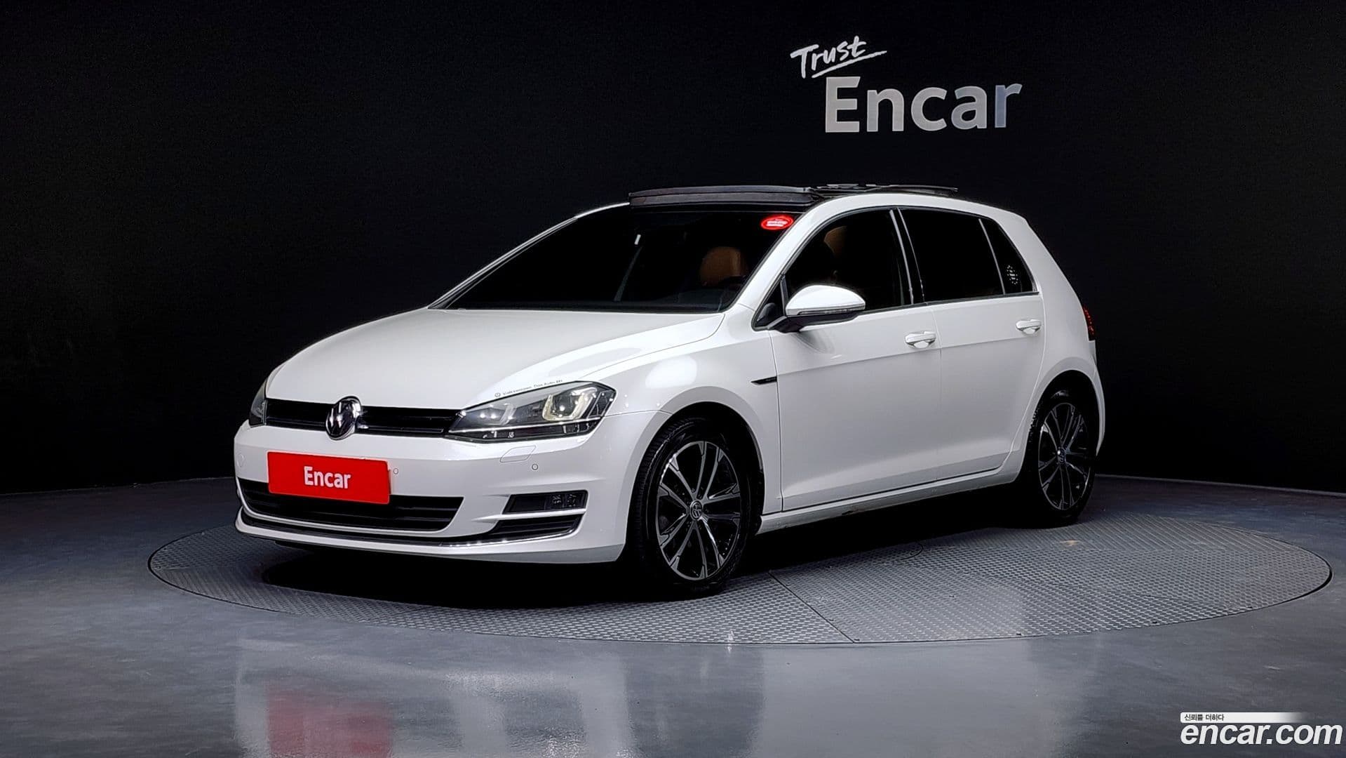Main__Slider__Photo:Golf Volkswagen 2014.11-0