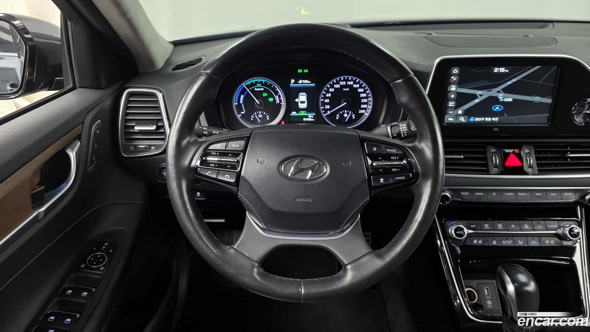Grandeur Hyundai 2018.9-OPTION-017