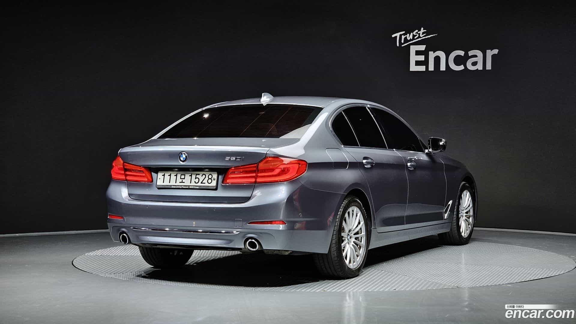 5-Series BMW 2019.10-OUTER-2