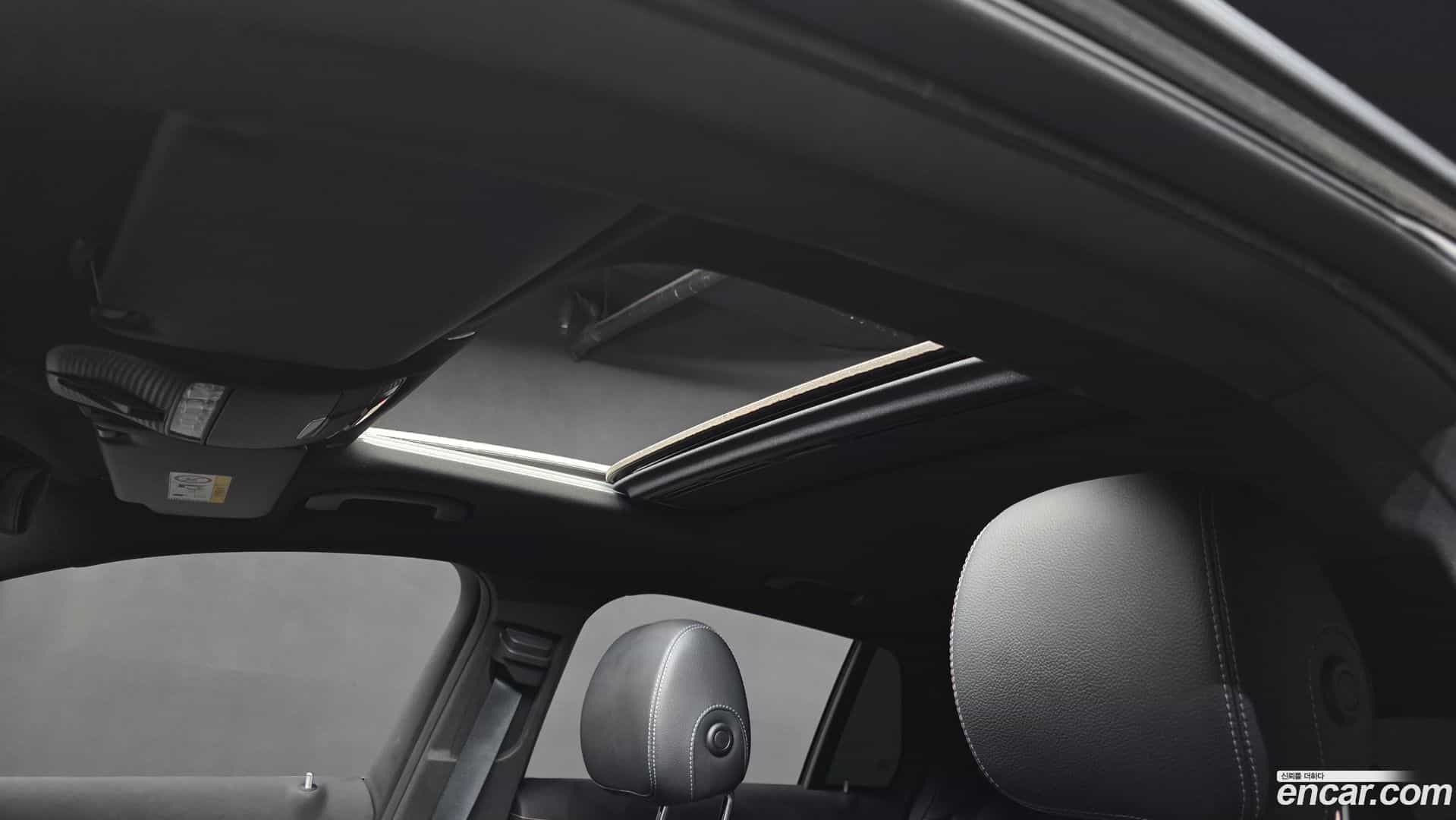 EQC Mercedes-Benz 2020.11-OPTION-023