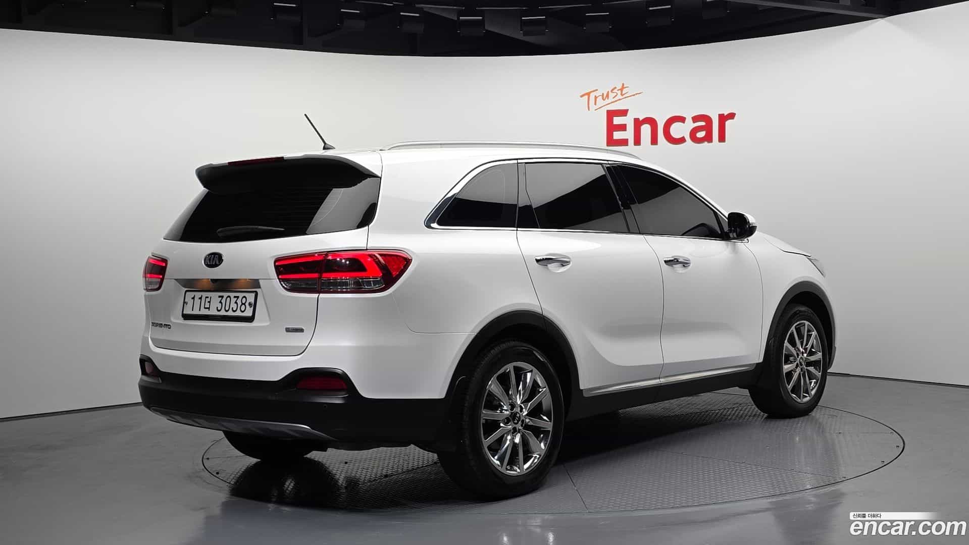 Sorento Kia 2017.3-OUTER-2