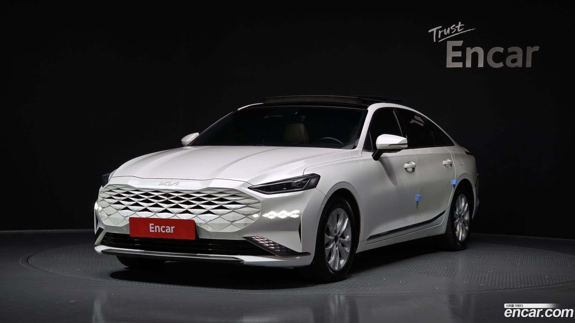Main__Slider__Photo:K8 Kia 2021.3-0
