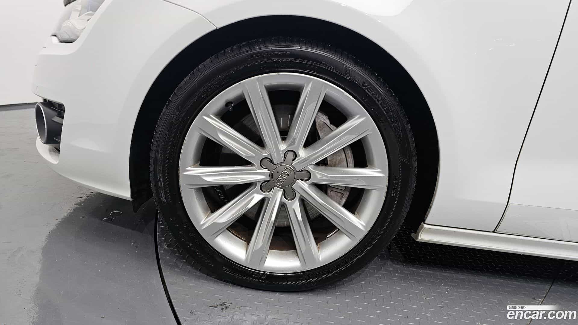 A7 Audi 2015.1-OUTER-005