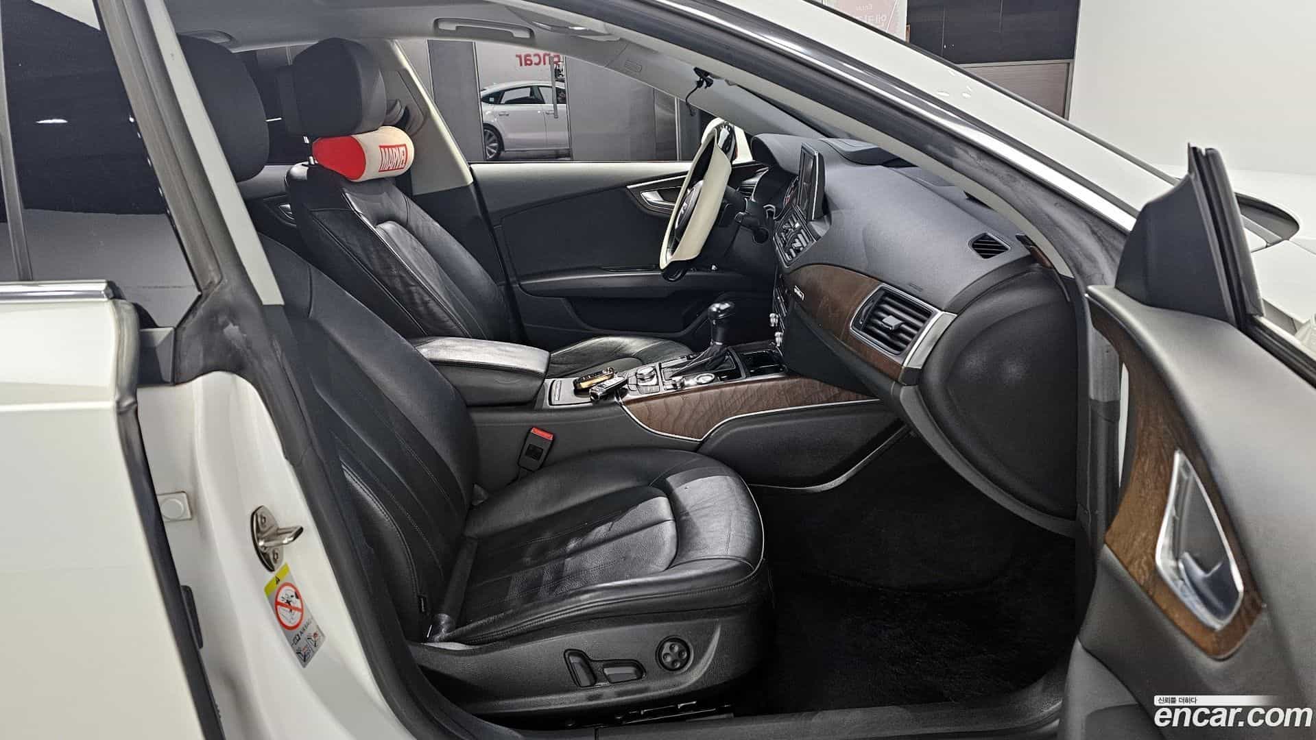 A7 Audi 2015.1-INNER-010