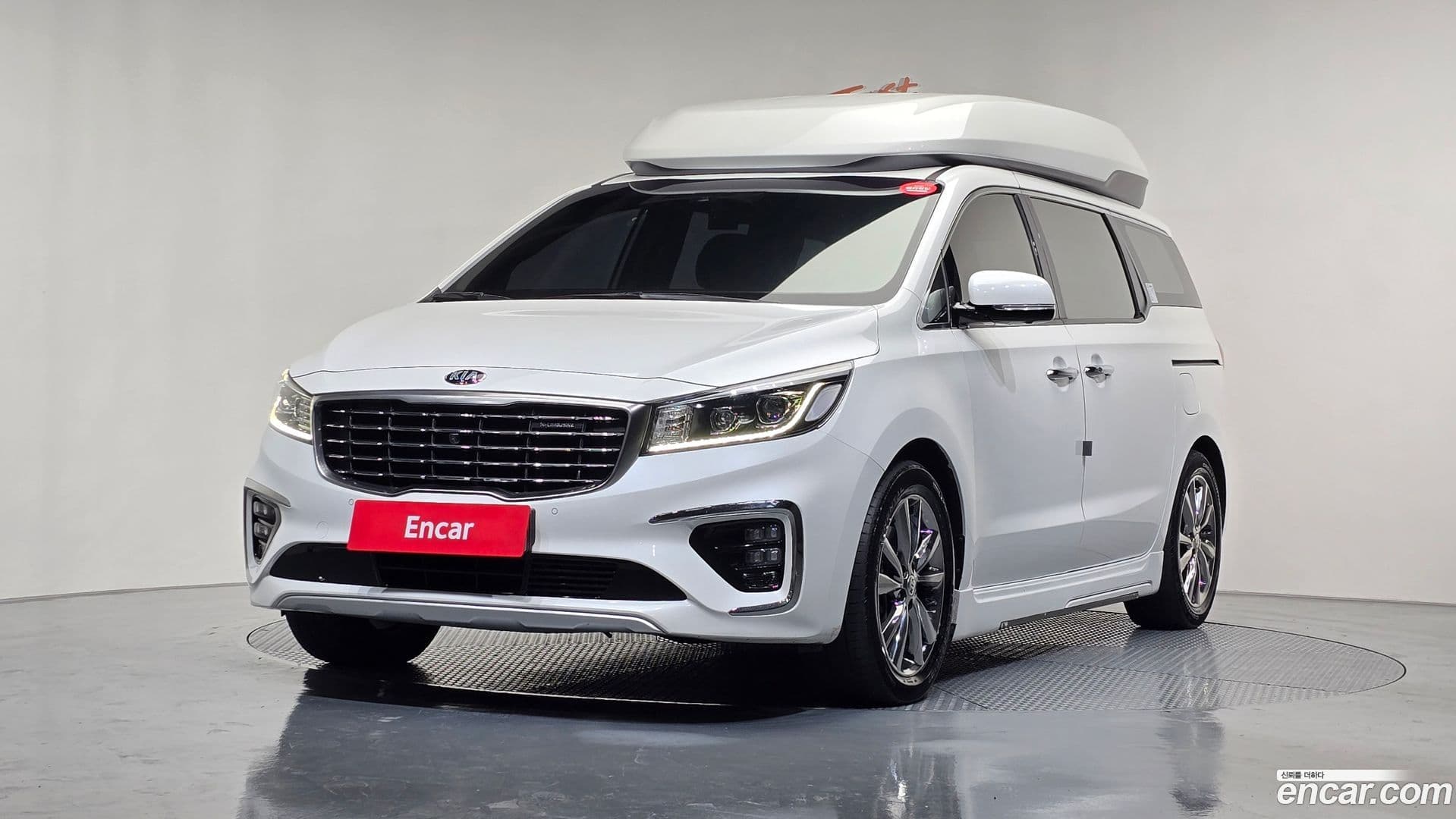 Main__Slider__Photo:Canival Kia 2019.10-0