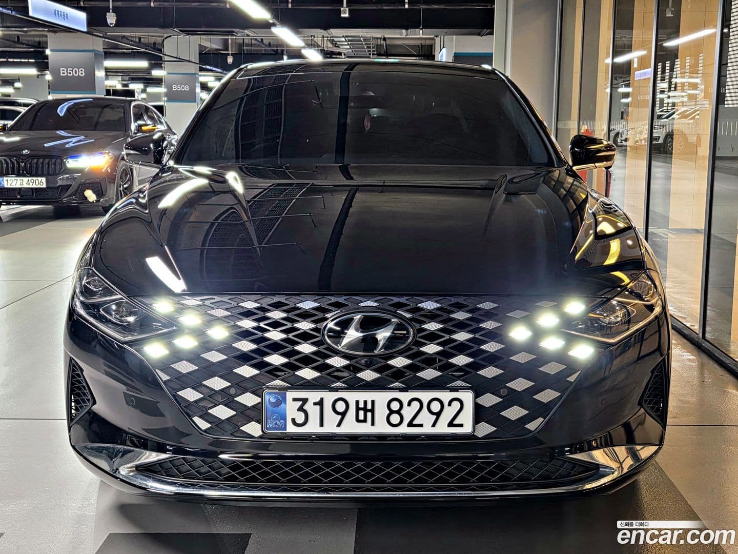 Main__Slider__Photo:Grandeur Hyundai 2022.2-0