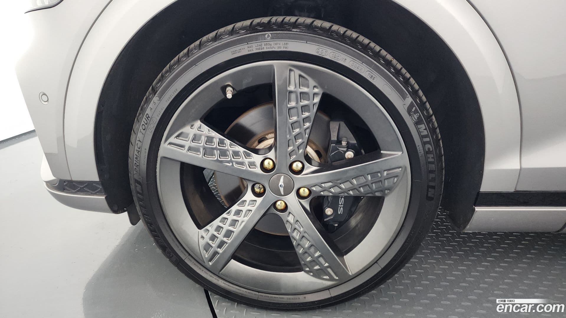 Main__Slider__Photo:GV70 Genesis 2021.2-4