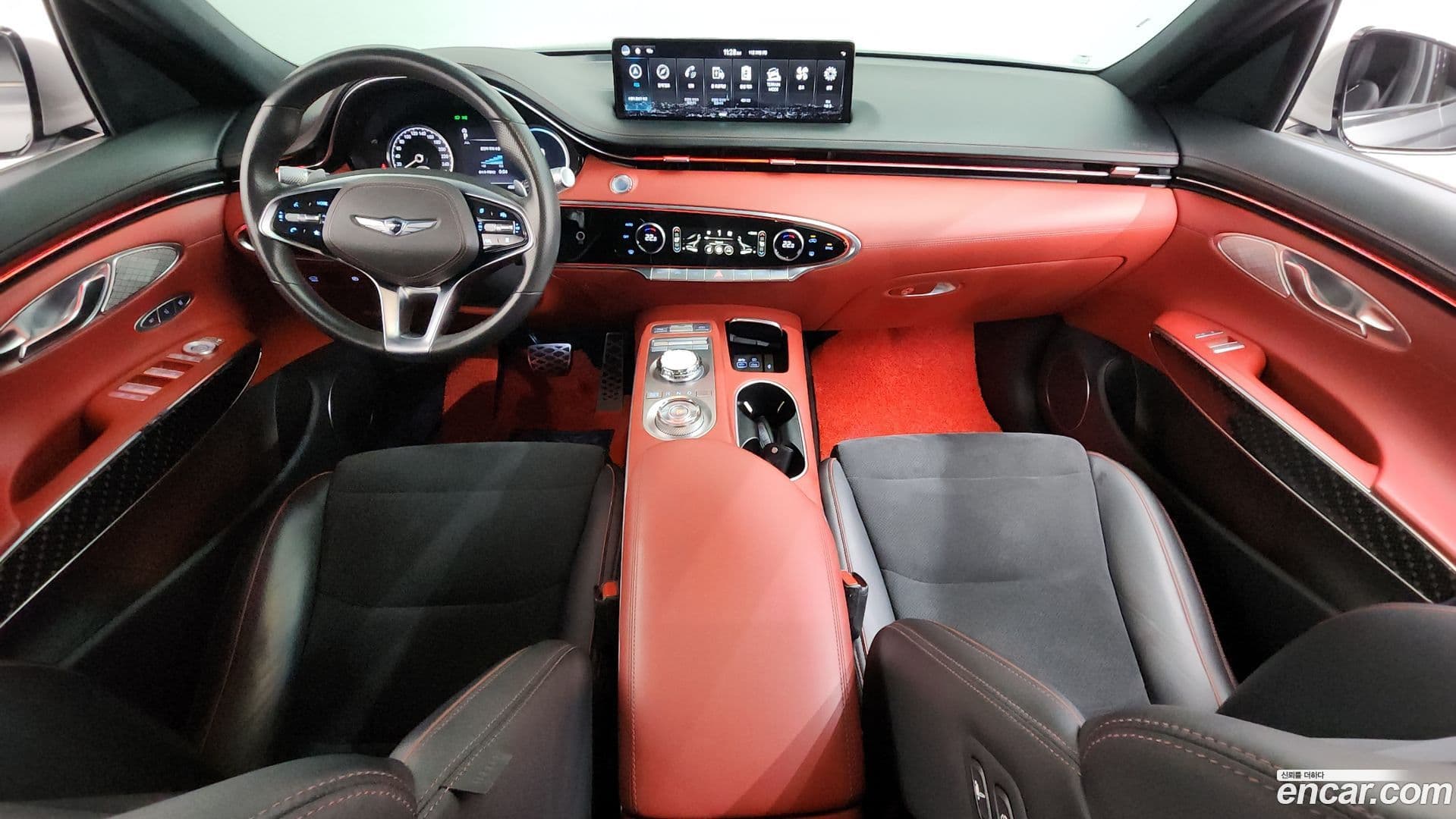 Main__Slider__Photo:GV70 Genesis 2021.2-6