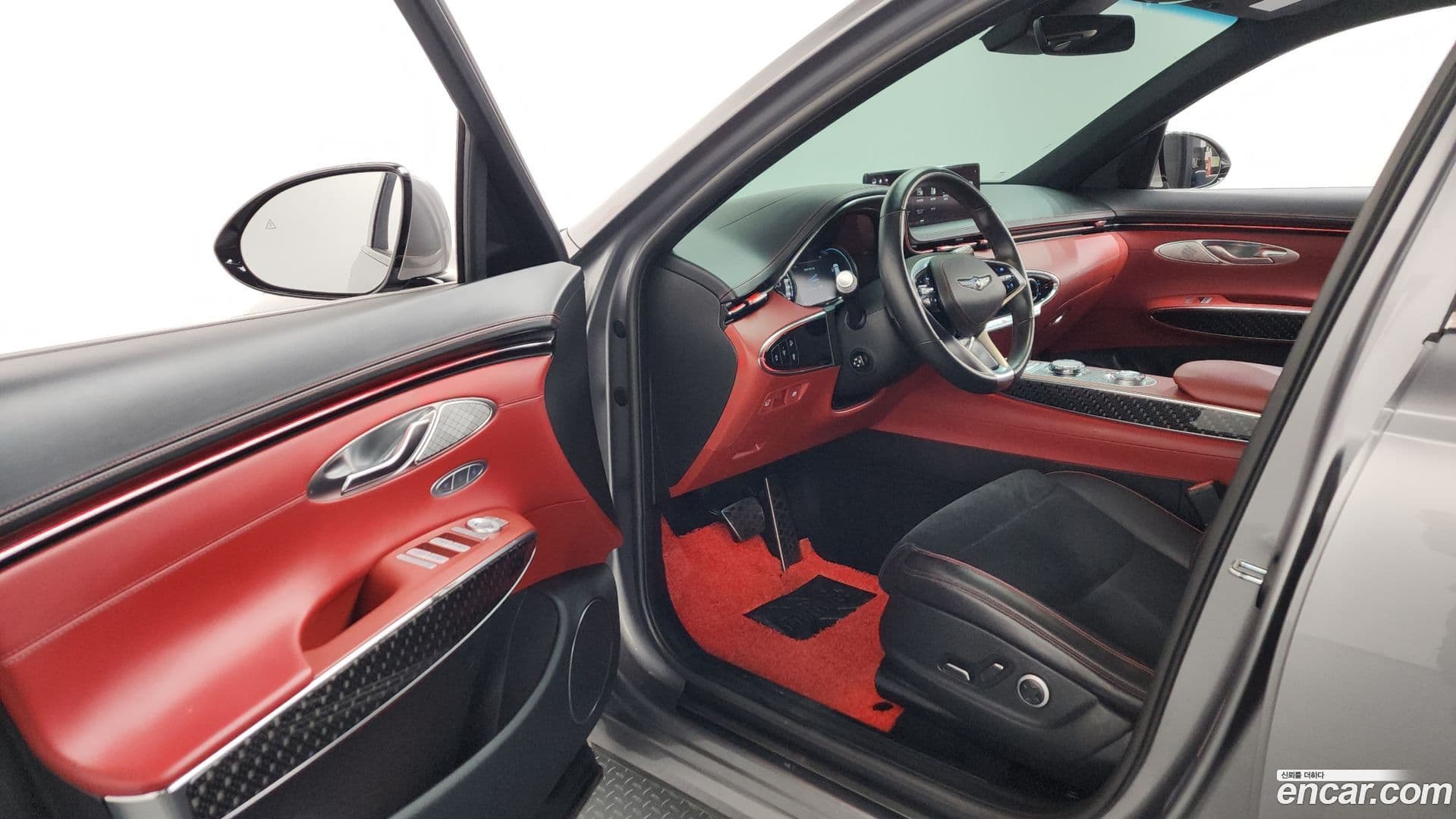 Main__Slider__Photo:GV70 Genesis 2021.2-9