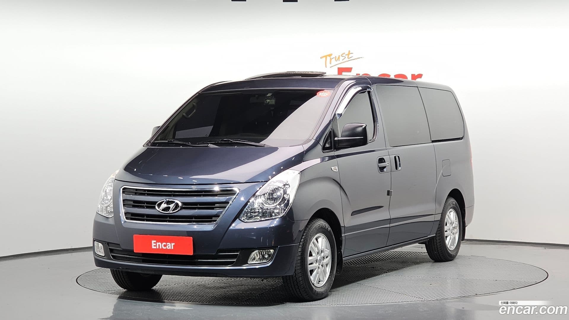 Main__Slider__Photo:Starex Hyundai 2016.2-0