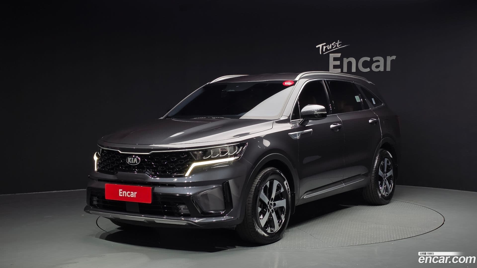 Main__Slider__Photo:Sorento Kia 2020.10-0