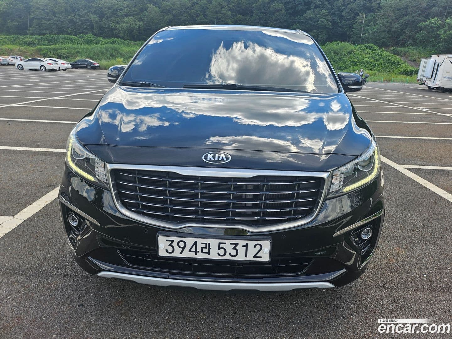 Main__Slider__Photo:Canival Kia 2019.1-0