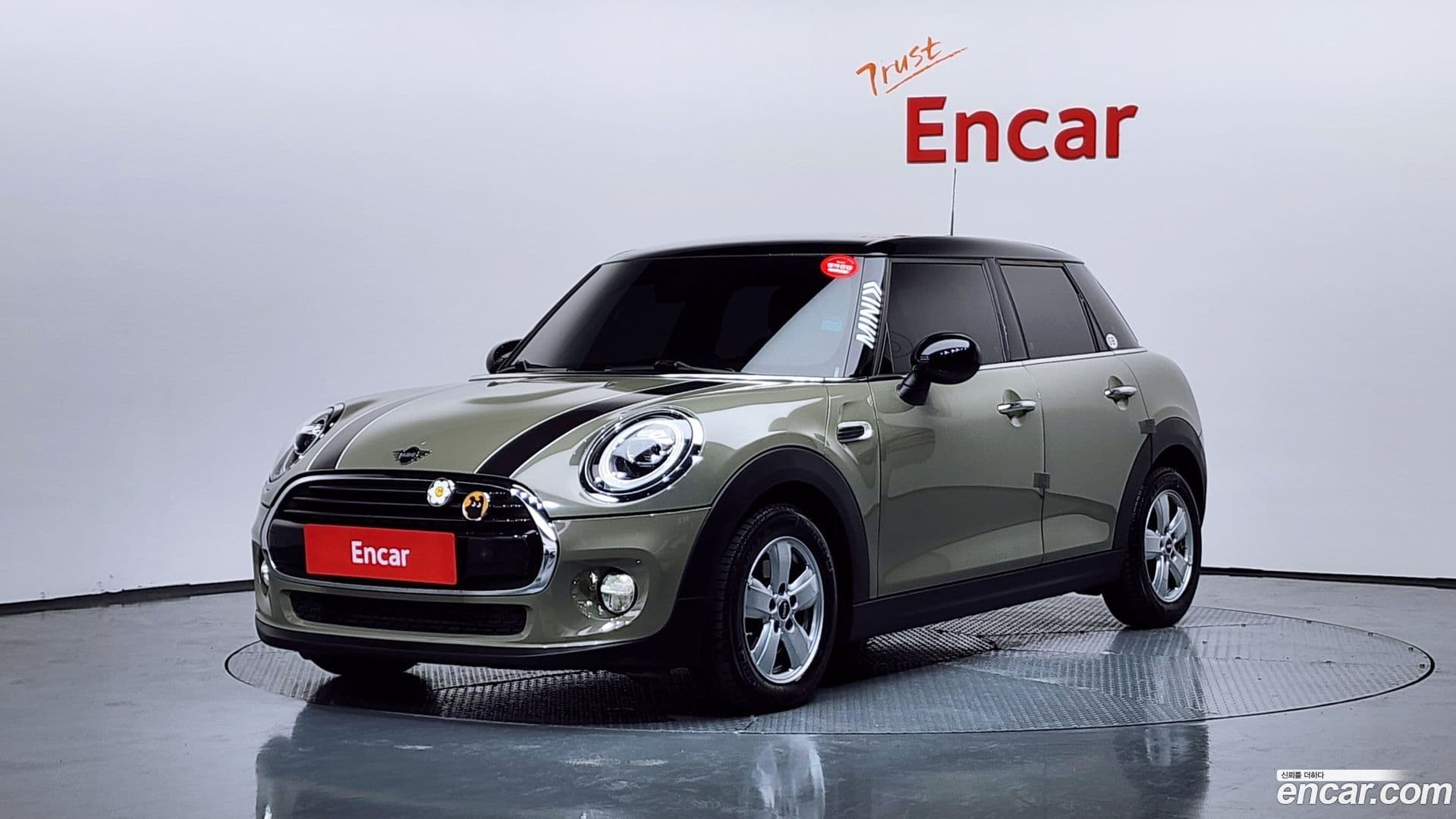 Main__Slider__Photo:Cooper Mini 2018.11-0