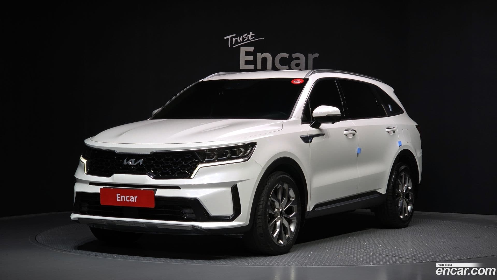 Main__Slider__Photo:Sorento Kia 2022.8-0