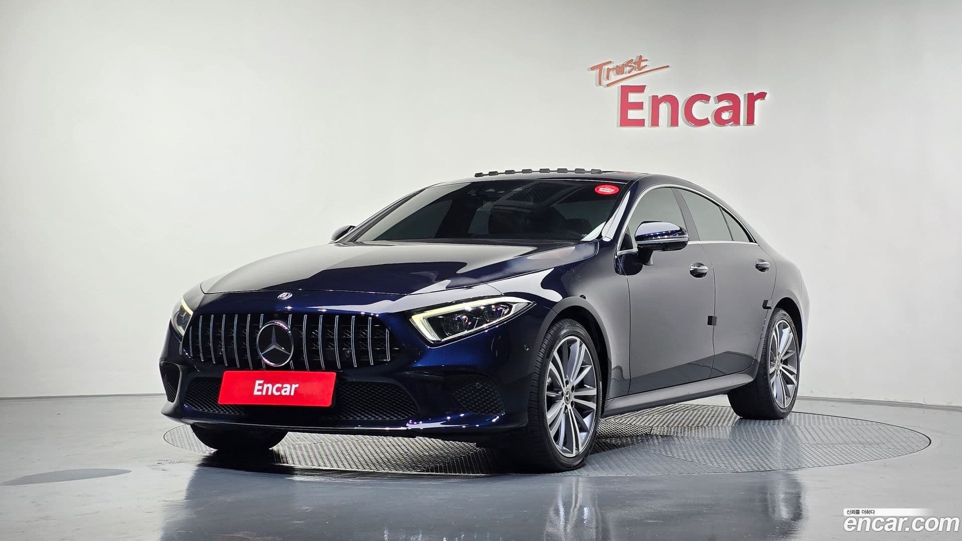 Main__Slider__Photo:CLS-Class Mercedes-Benz 2018.10-0