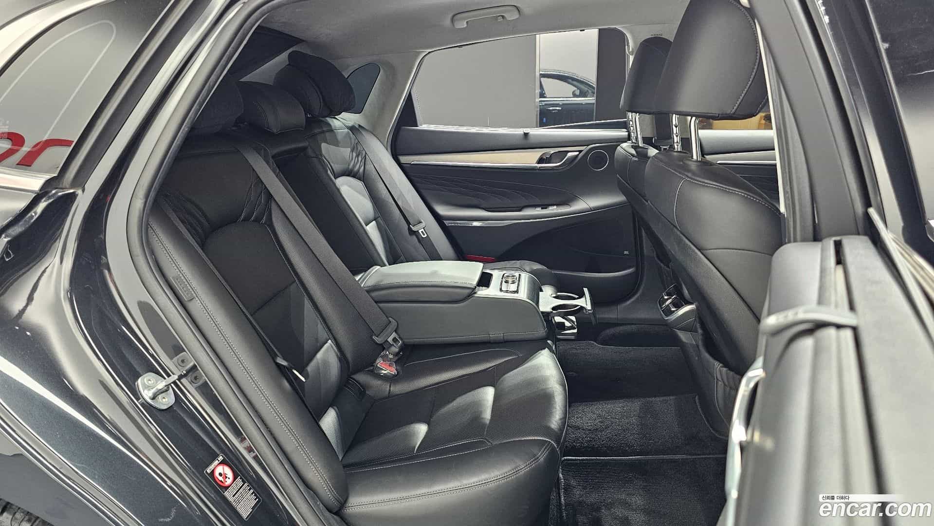 Grandeur Hyundai 2021.2-OPTION-016