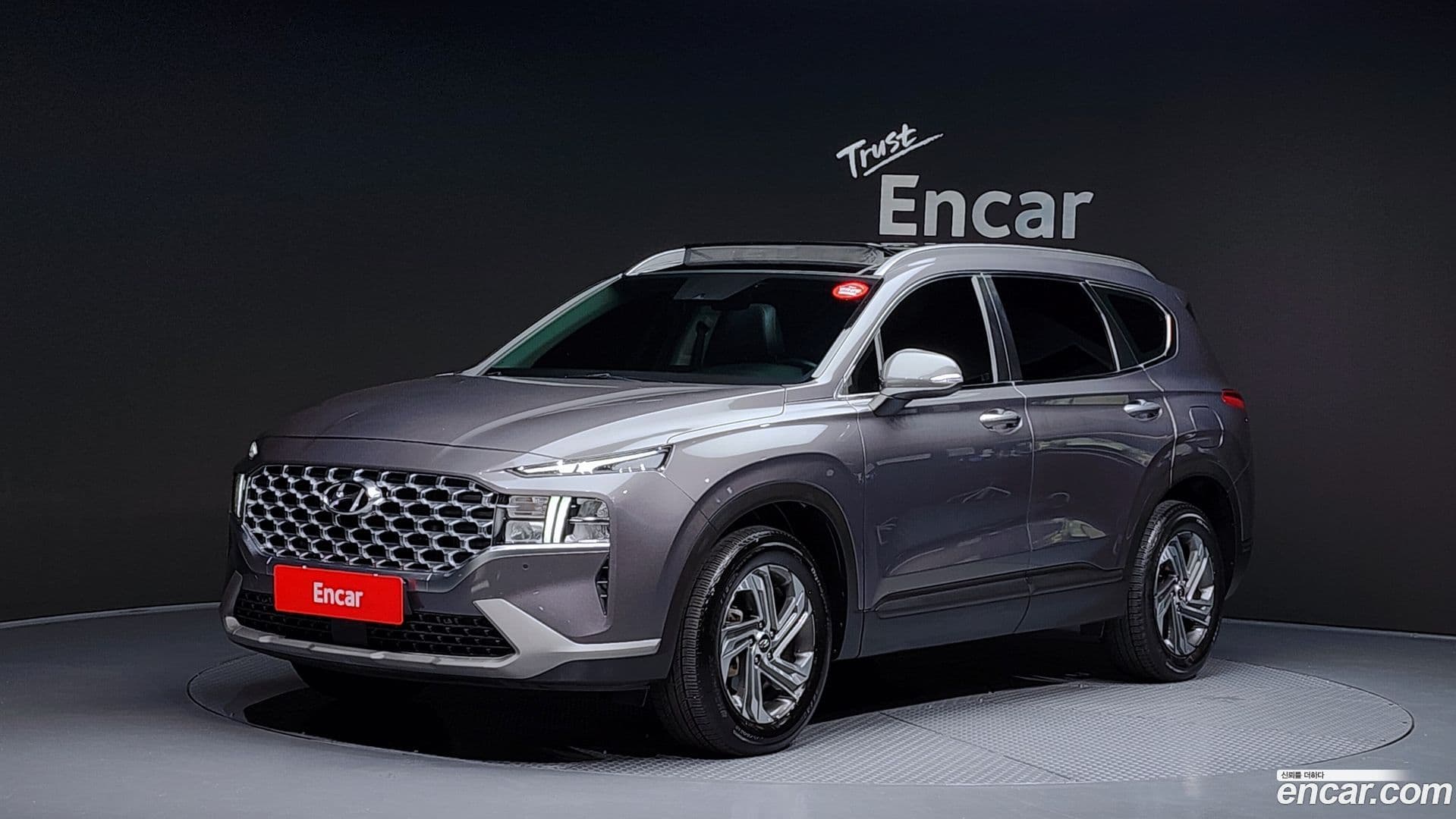 Main__Slider__Photo:Santafe Hyundai 2021.0-0