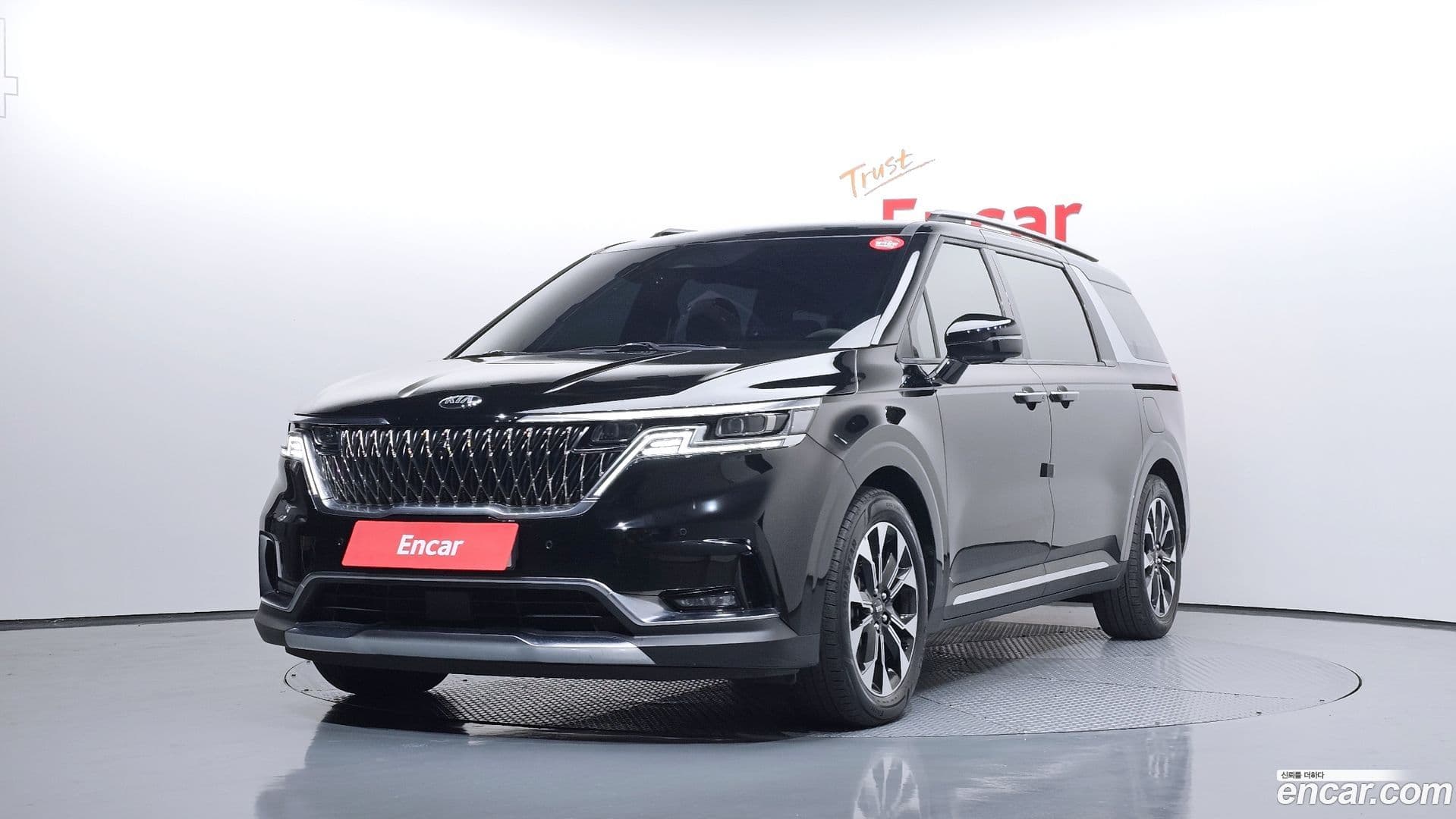 Main__Slider__Photo:Canival Kia 2020.10-0