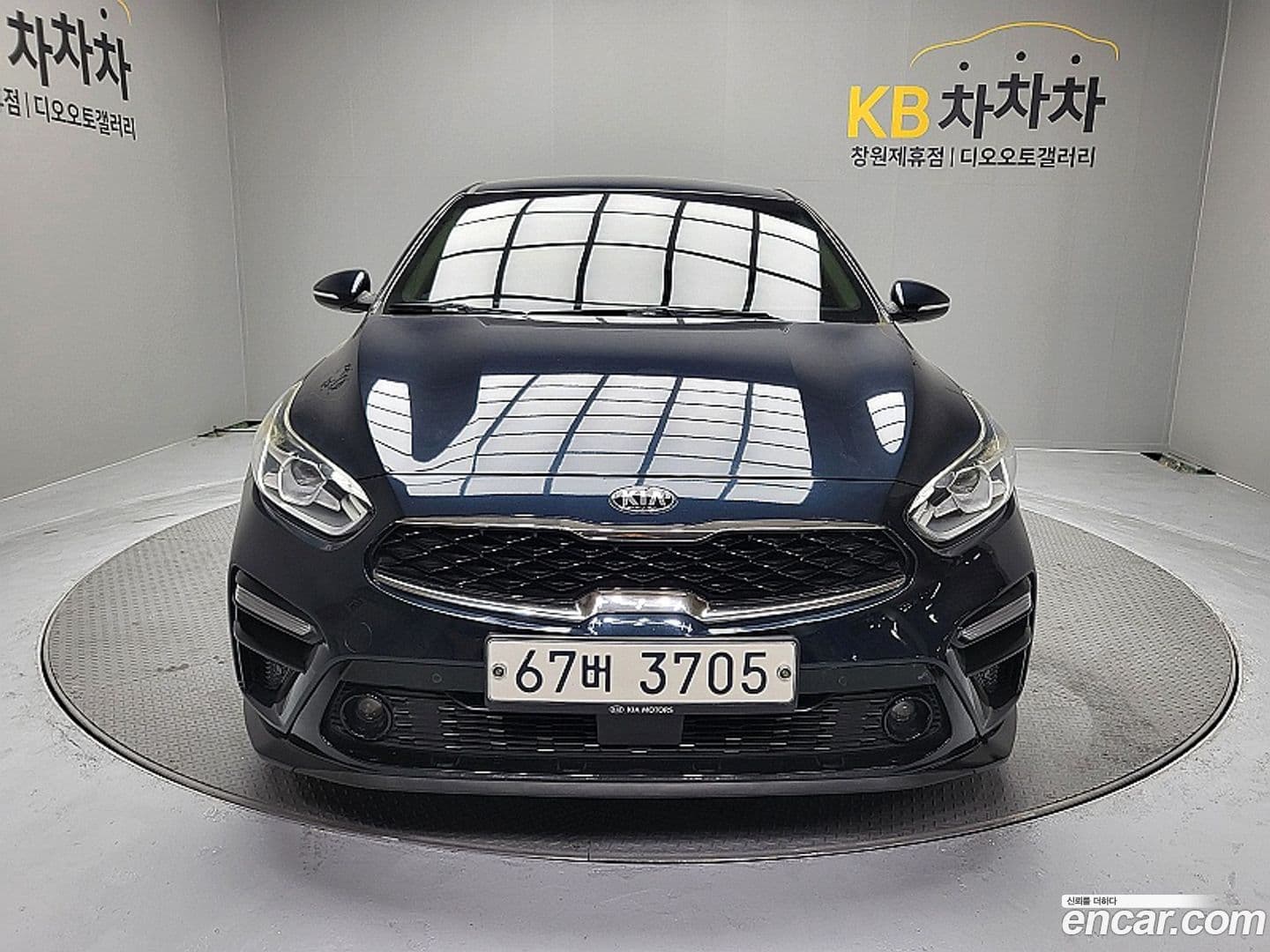Main__Slider__Photo:K3 Kia 2018.2-0