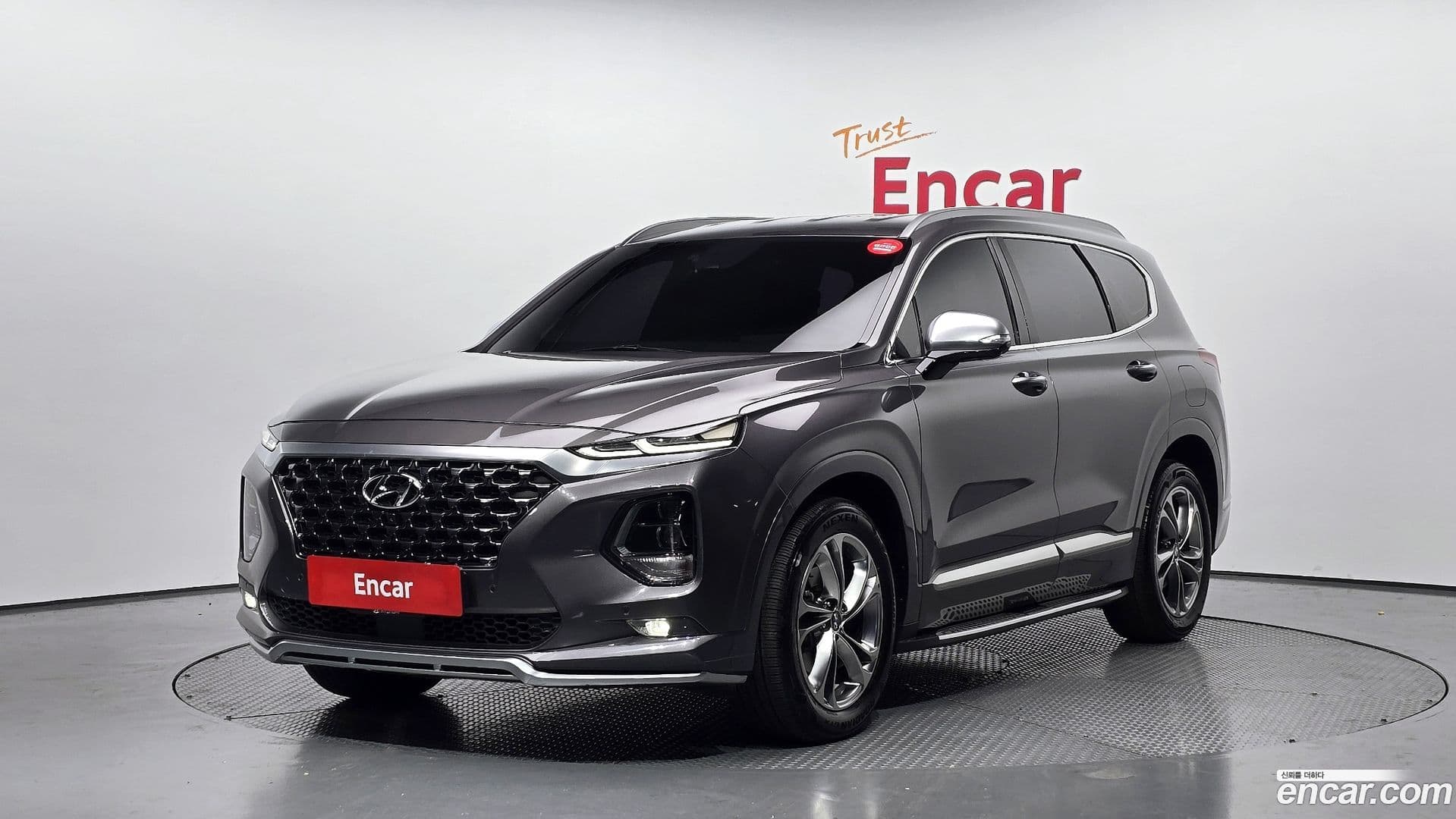 Main__Slider__Photo:Santafe Hyundai 2019.9-0