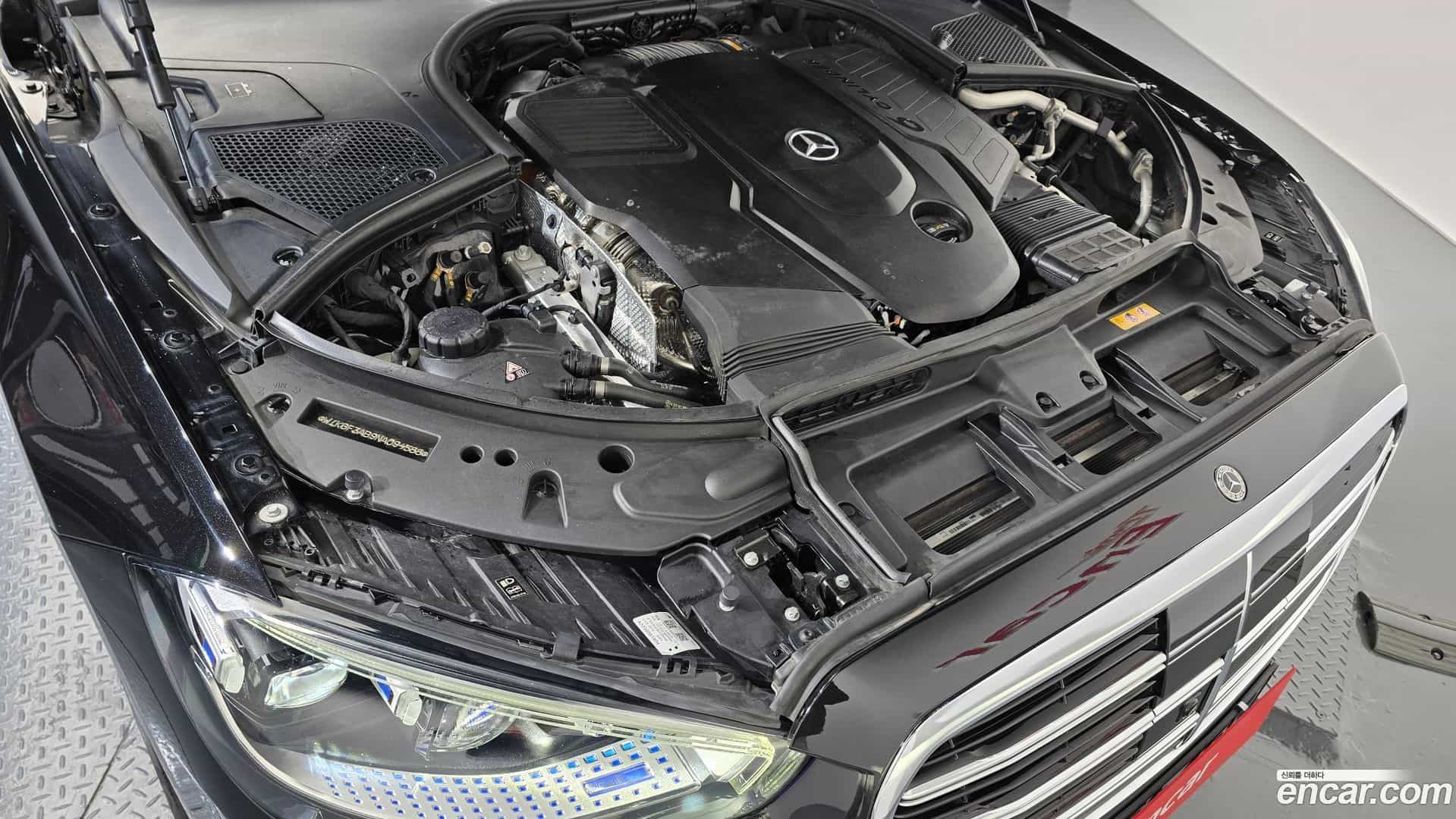S-Class Mercedes-Benz 2022.0-INNER-006