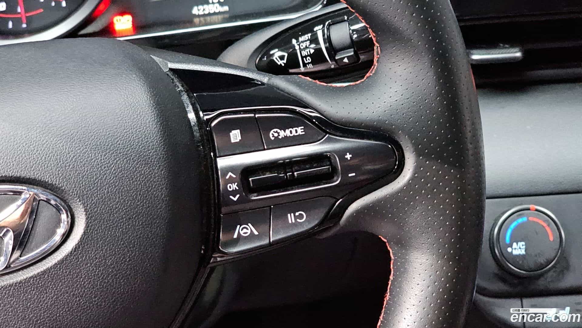AVANTE Hyundai 2021.2-OPTION-018