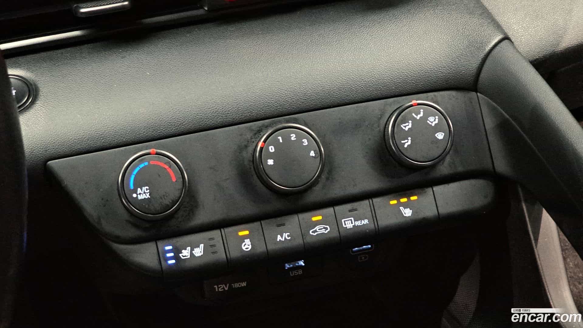 AVANTE Hyundai 2021.2-OPTION-022