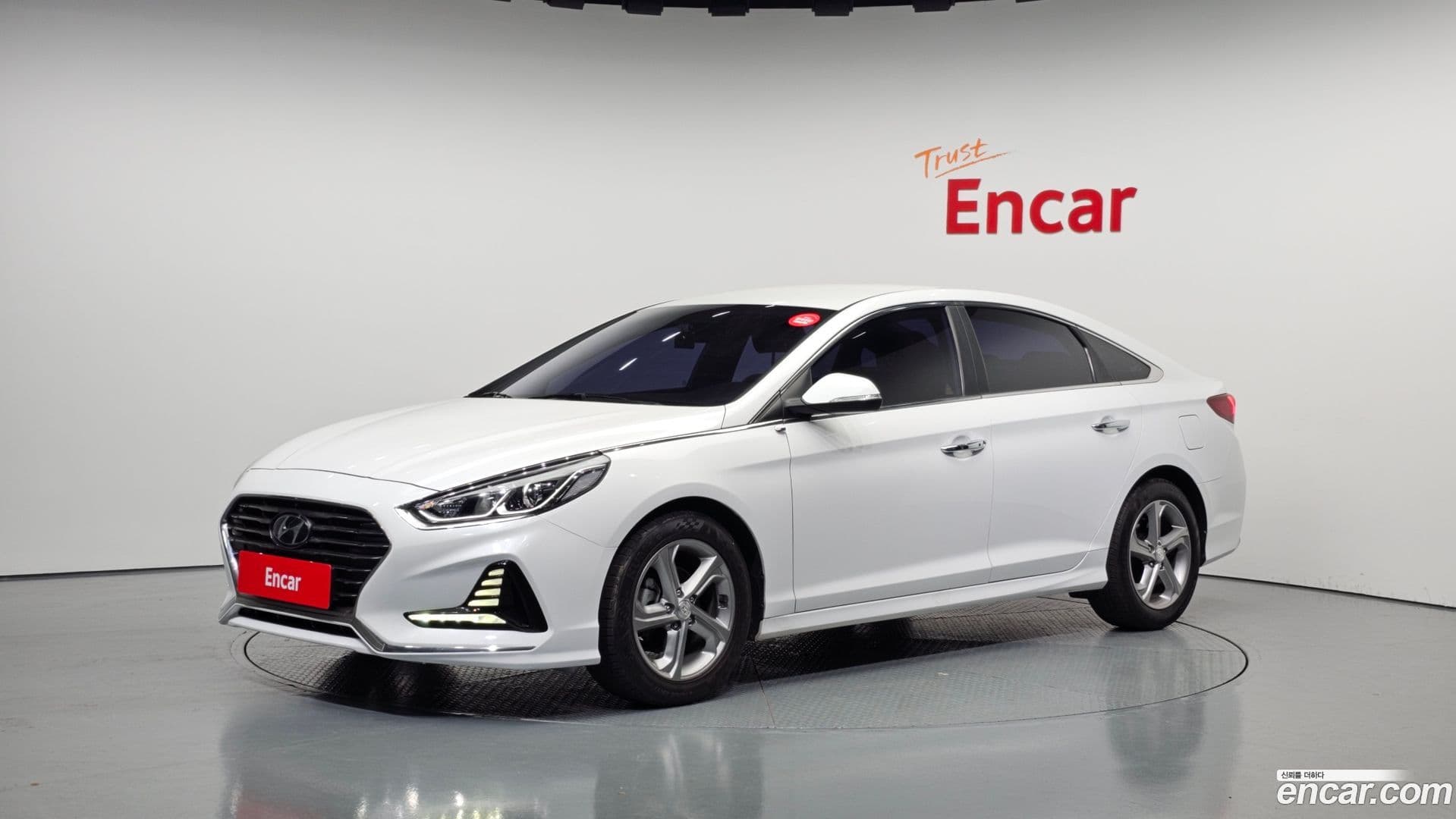 Main__Slider__Photo:Sonata Hyundai 2017.7-0