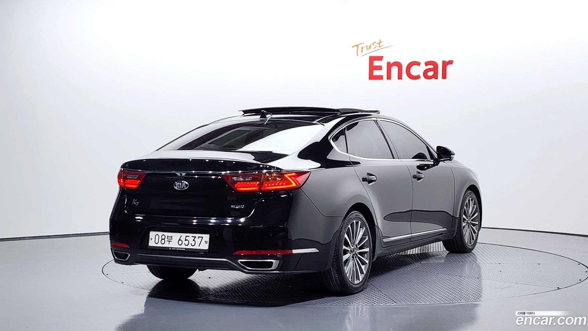 Main__Slider__Photo:K7 Kia 2017.6-1