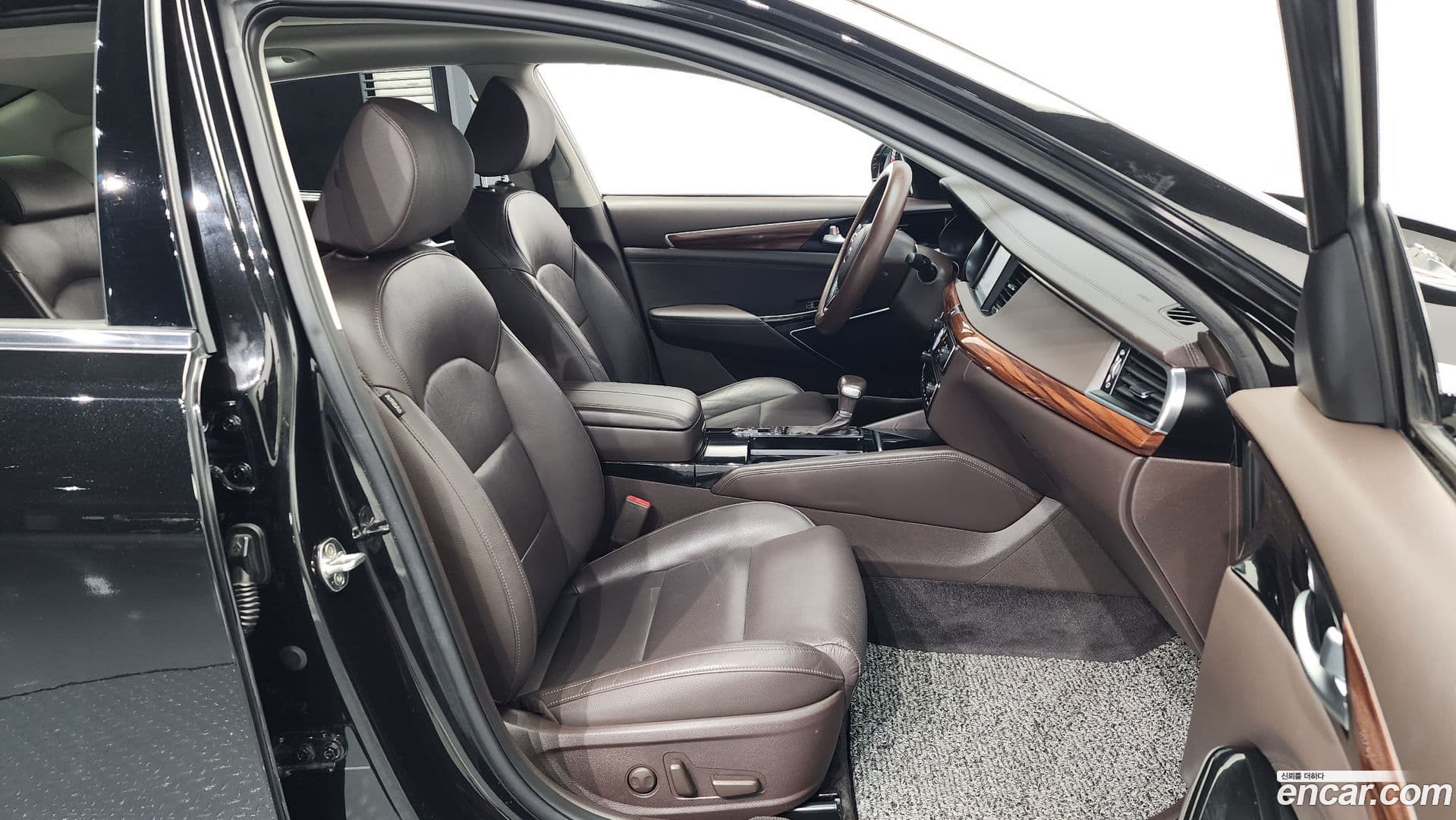 Main__Slider__Photo:K7 Kia 2017.6-10