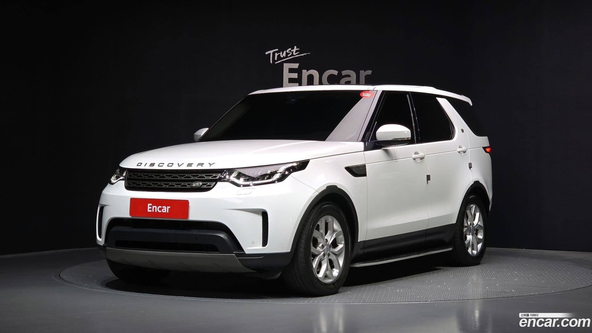Main__Slider__Photo:Discovery Land Rover 2018.7-0