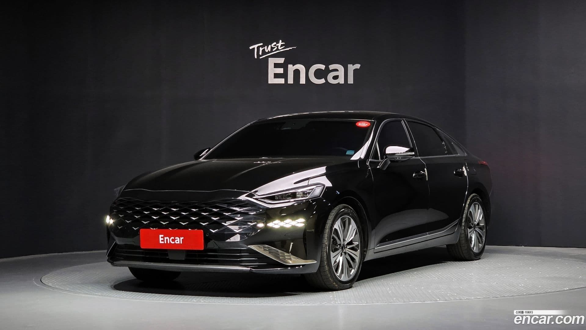 Main__Slider__Photo:K8 Kia 2021.10-0