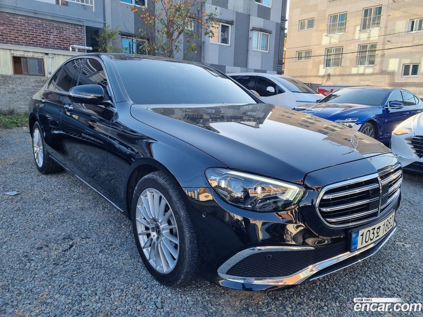 Main__Slider__Photo:E-Class Mercedes-Benz 2021.8-0