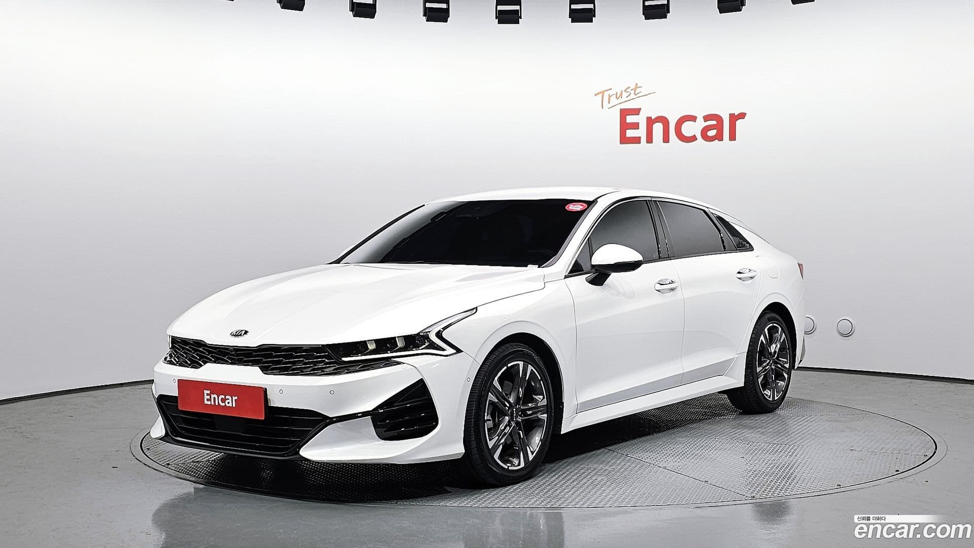 Main__Slider__Photo:K5 Kia 2021.2-0