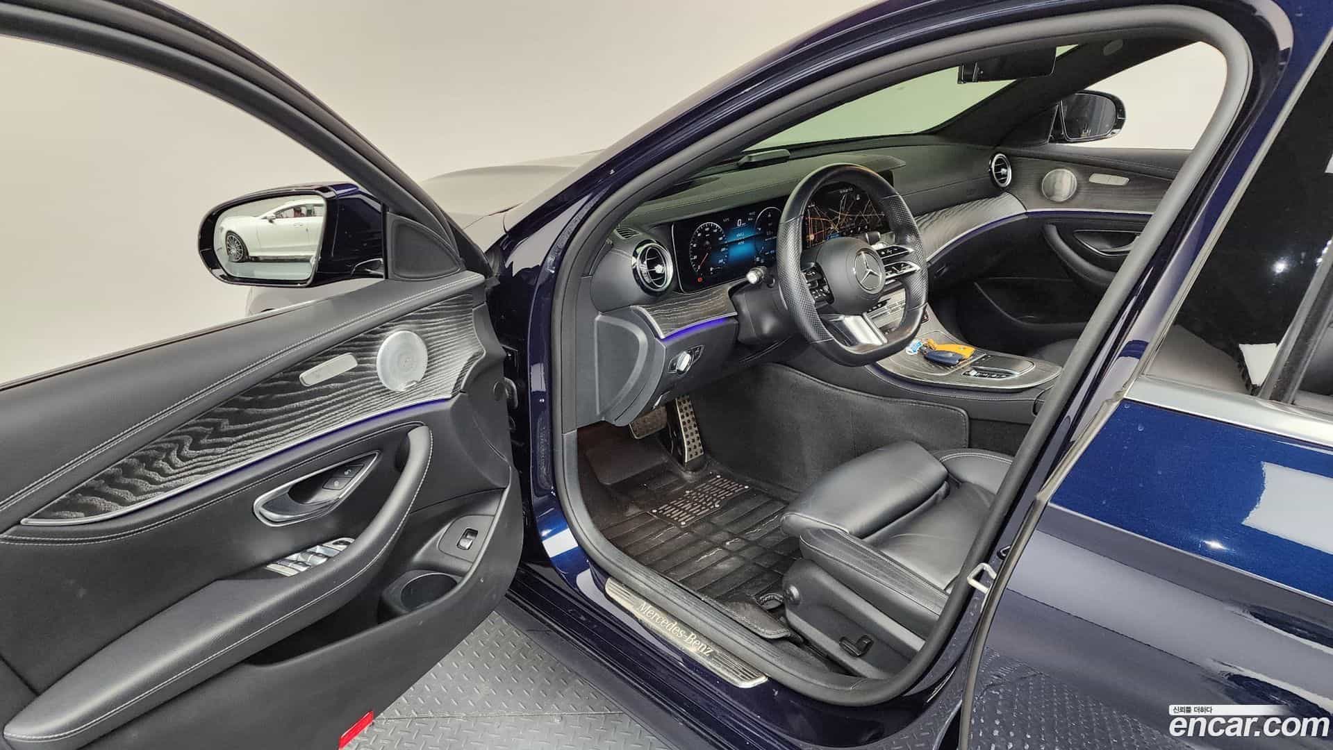 E-Class Mercedes-Benz 2020.11-INNER-010
