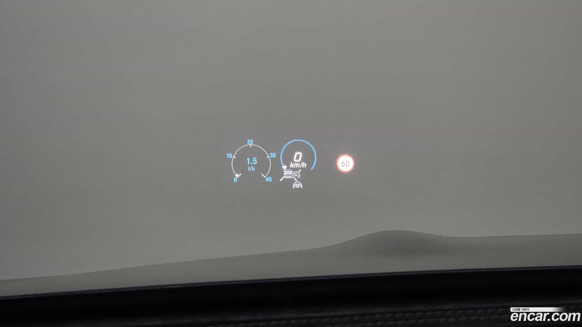 E-Class Mercedes-Benz 2020.11-OPTION-022