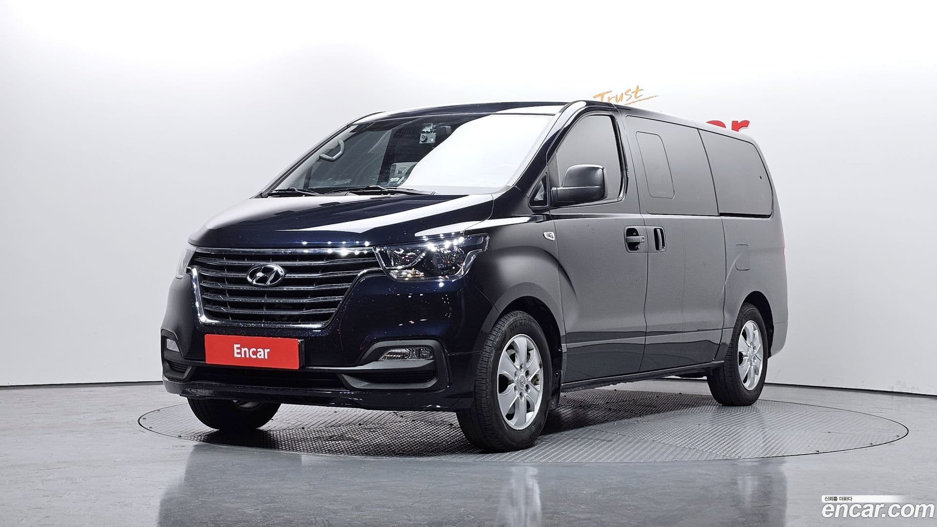 Main__Slider__Photo:Starex Hyundai 2019.3-0