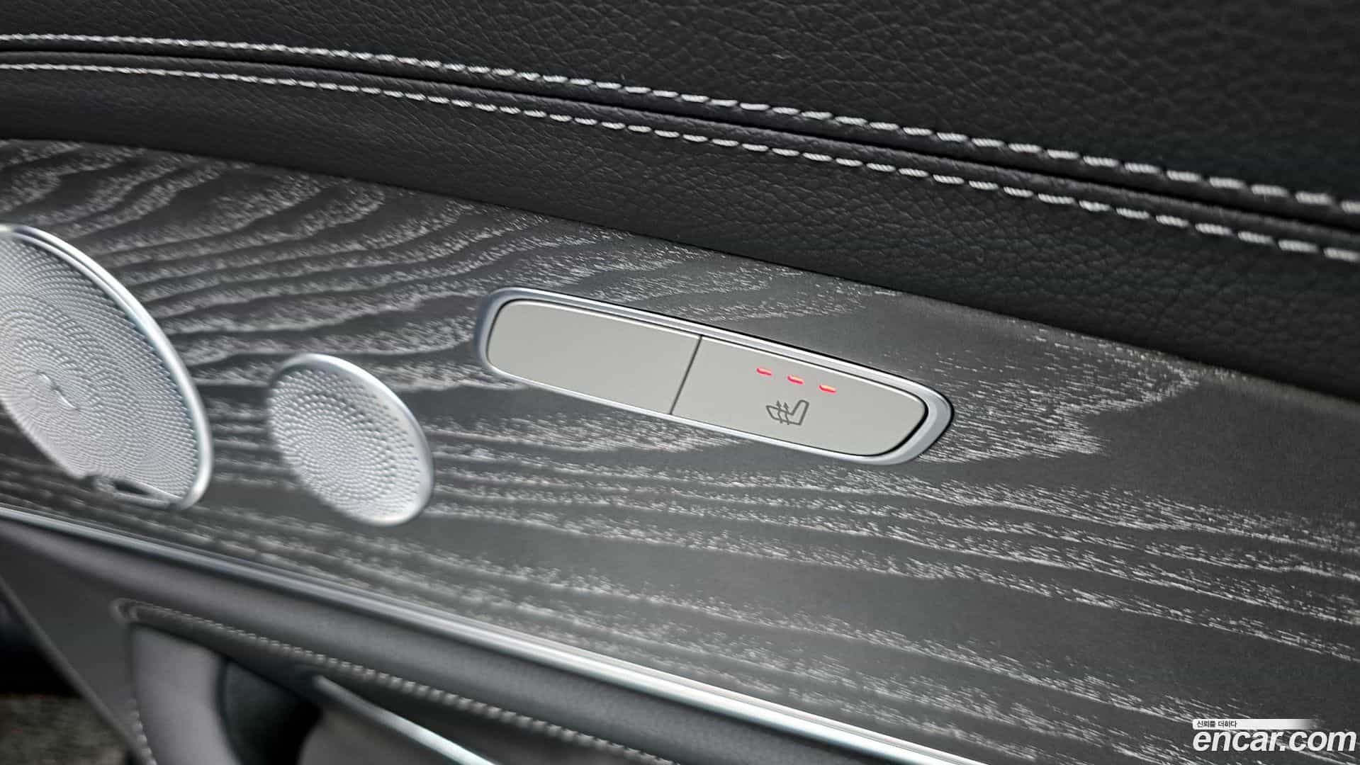 E-Class Mercedes-Benz 2021.0-OPTION-023