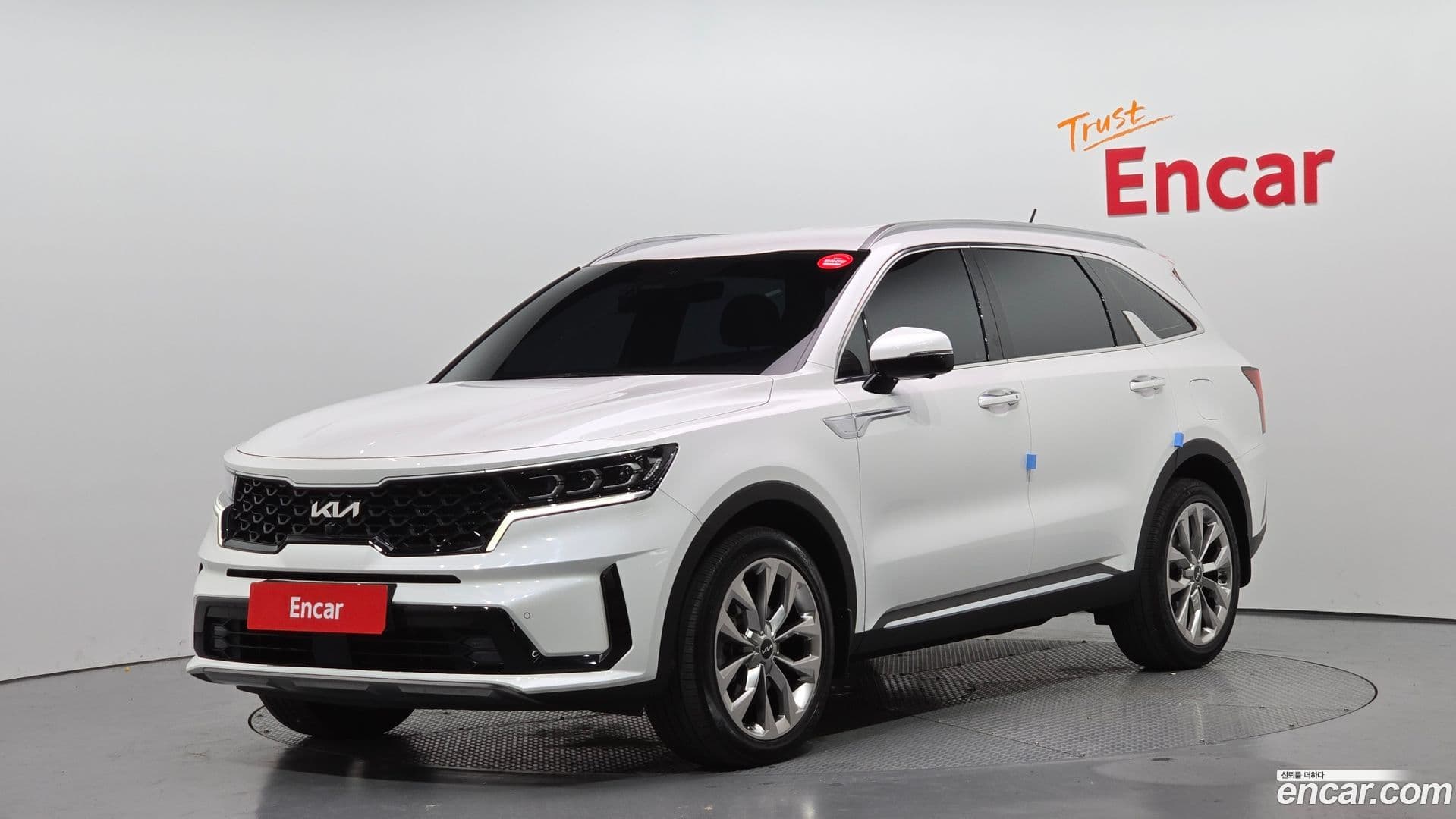 Main__Slider__Photo:Sorento Kia 2023.1-0