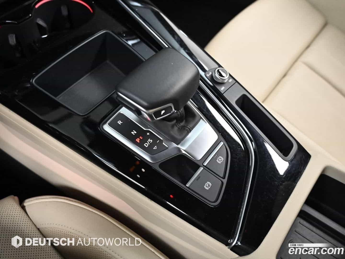 A4 Audi 2021.11-INNER-009