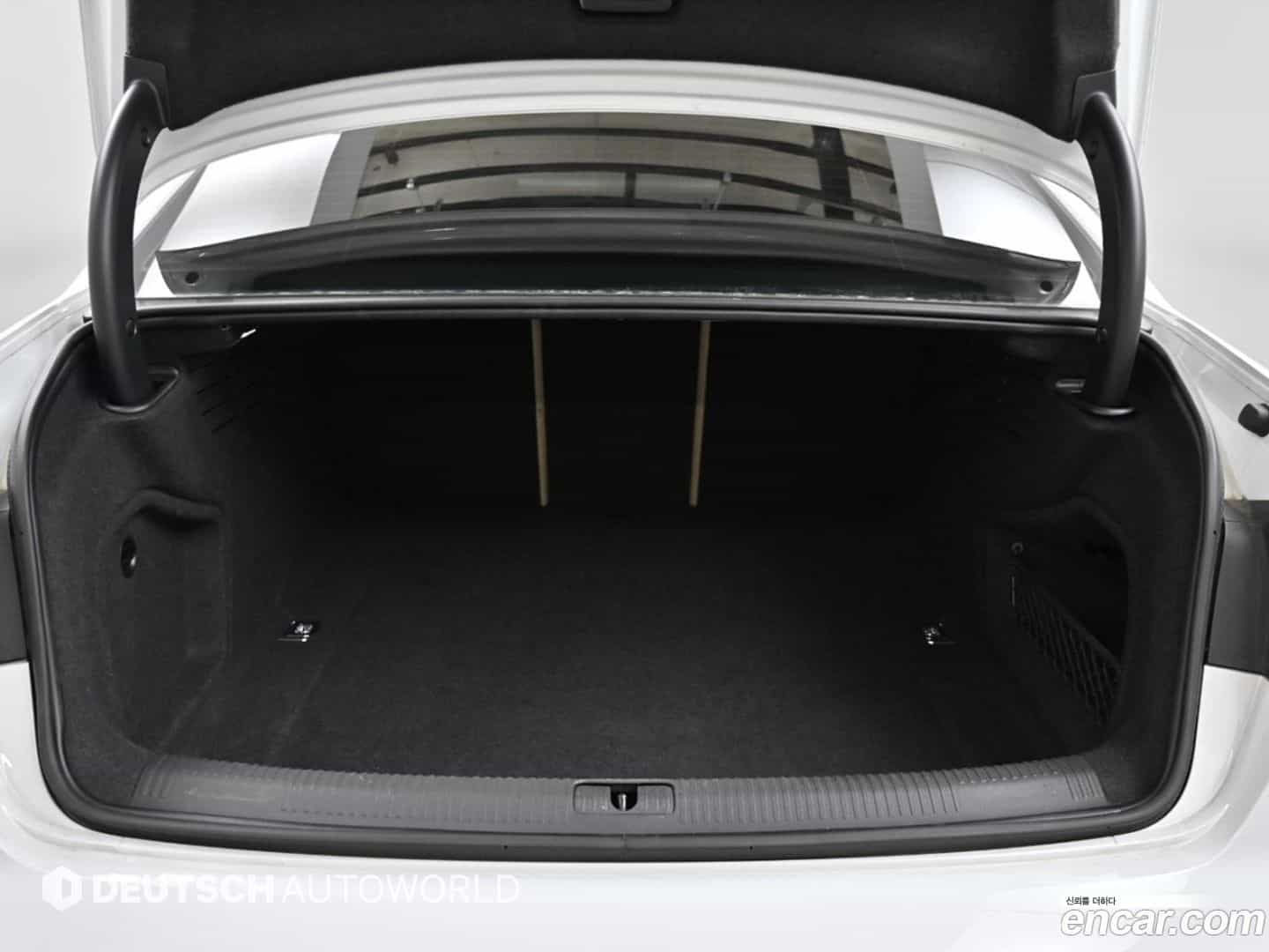 A4 Audi 2021.11-OPTION-024