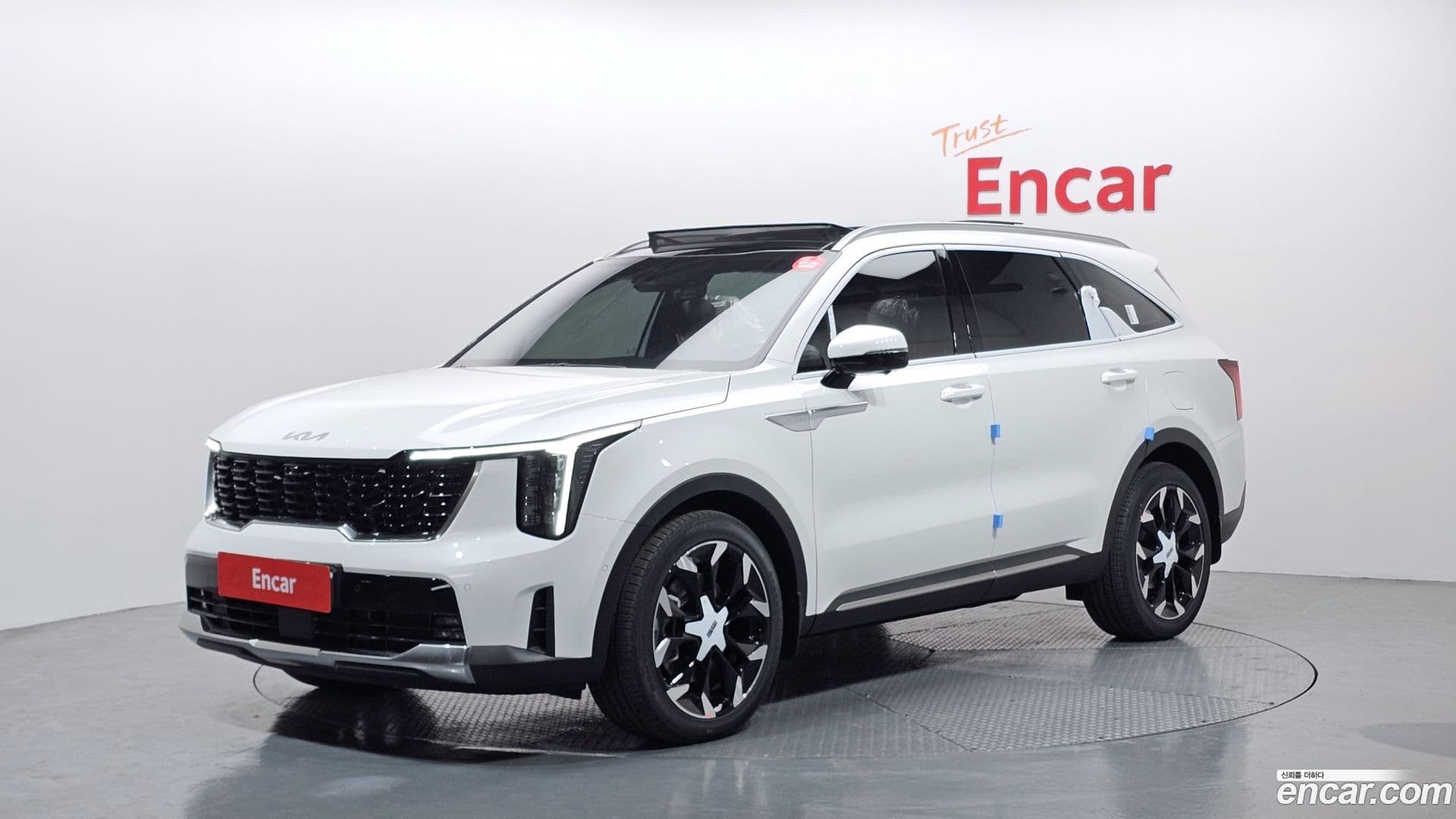 Main__Slider__Photo:Sorento Kia 2025.10-0
