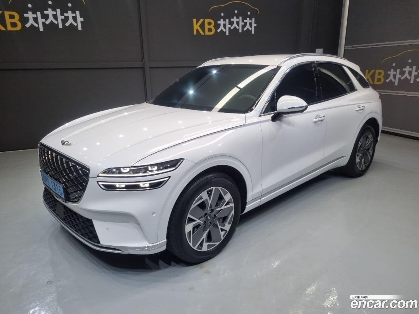 Main__Slider__Photo:GV70 Genesis 2022.11-0