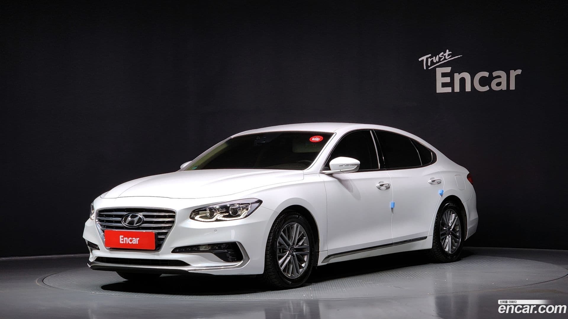 Main__Slider__Photo:Grandeur Hyundai 2019.2-0