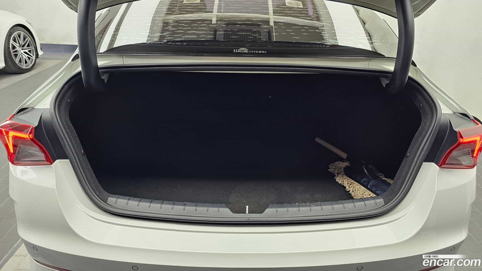 K5 Kia 2020.0-OPTION-024