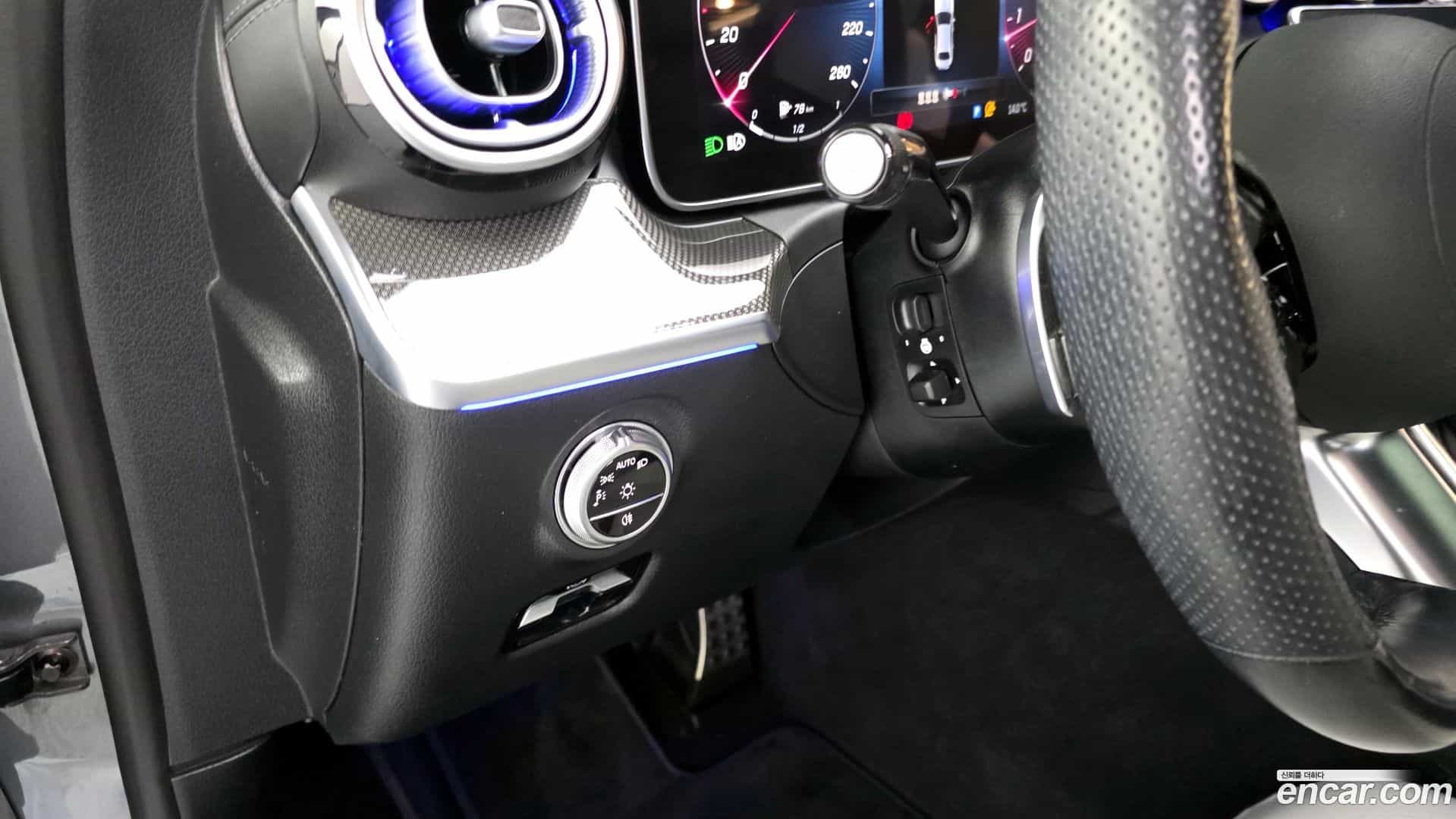 C-Class Mercedes-Benz 2022.4-OPTION-018